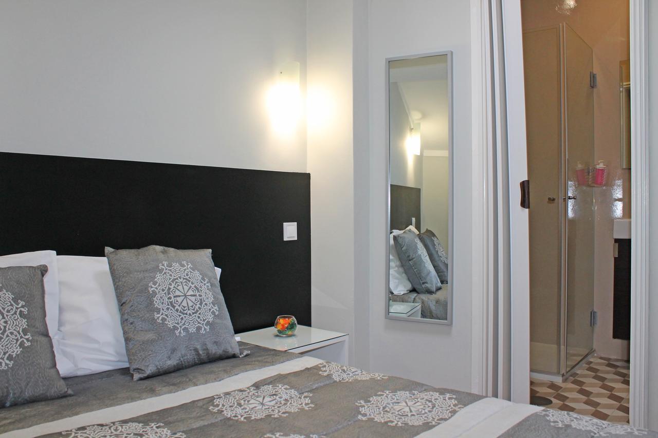Lunar Guest House Порто Екстериор снимка