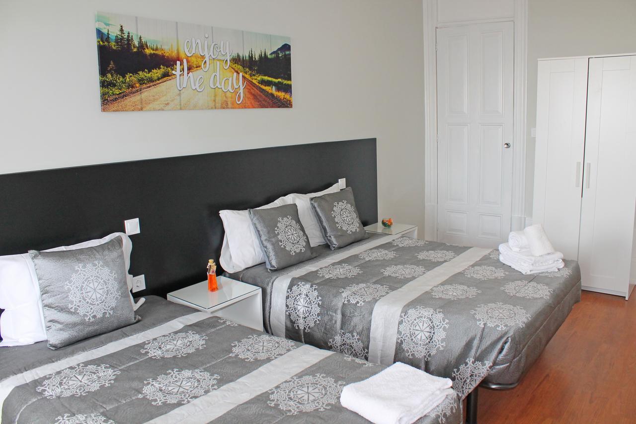 Lunar Guest House Порто Екстериор снимка