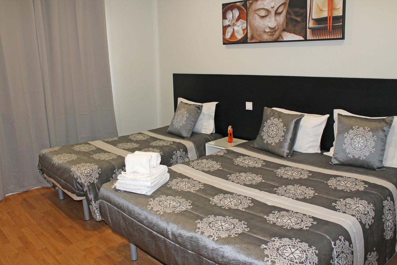 Lunar Guest House Порто Екстериор снимка