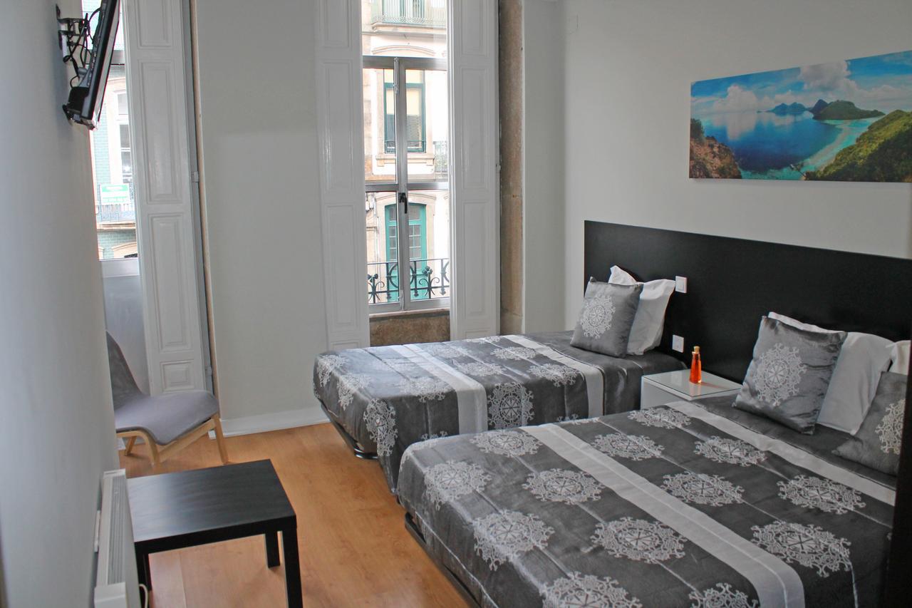 Lunar Guest House Порто Екстериор снимка