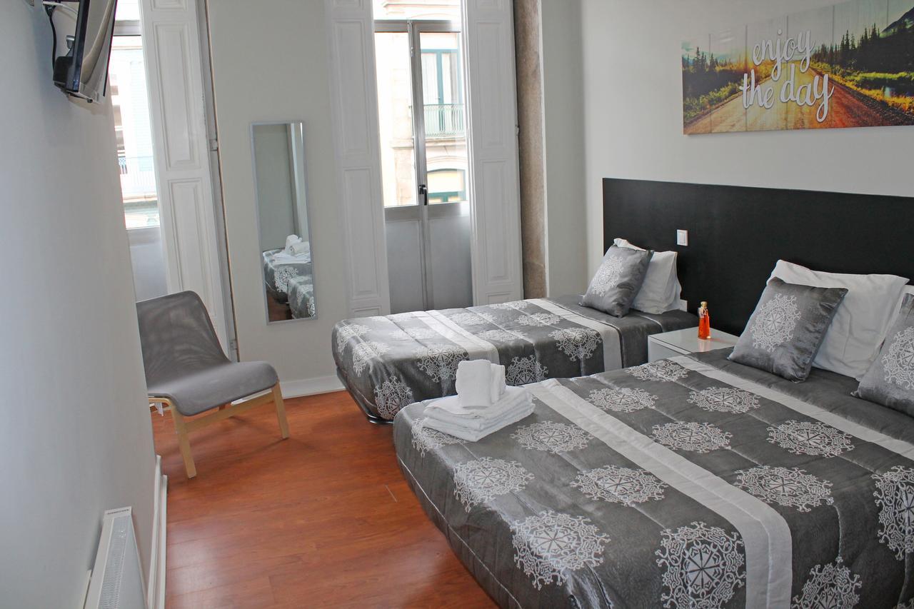 Lunar Guest House Порто Екстериор снимка