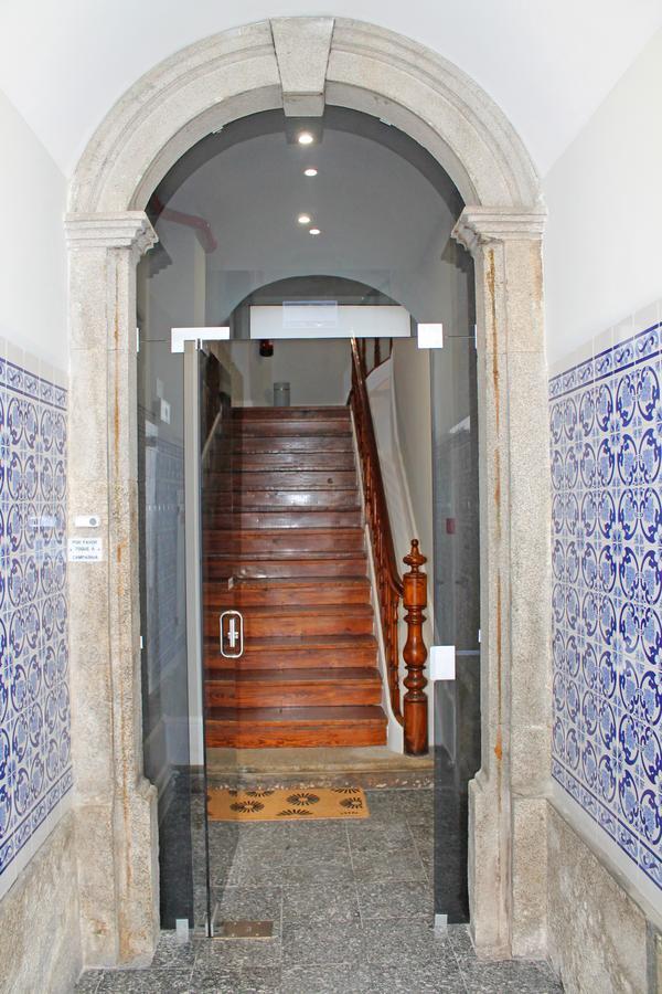 Lunar Guest House Порто Екстериор снимка