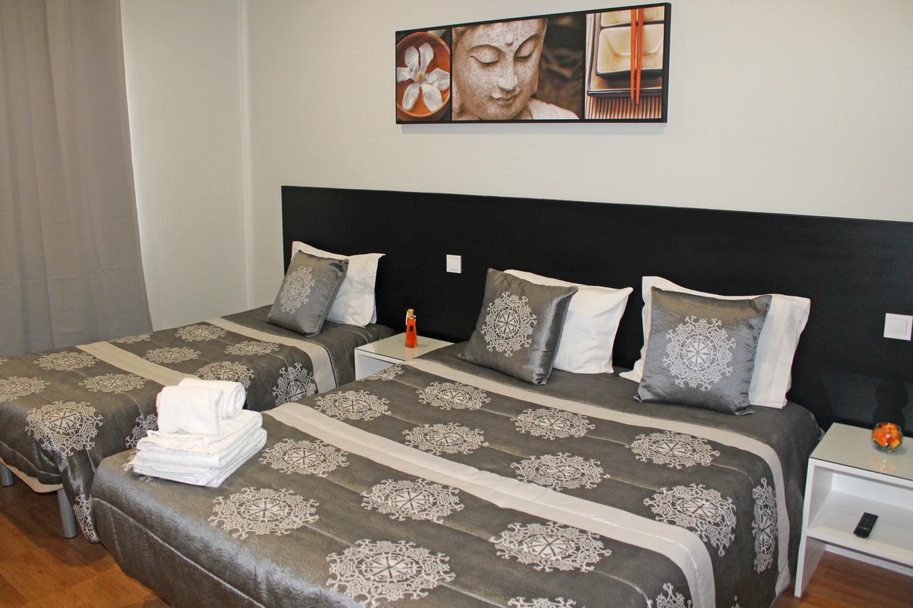 Lunar Guest House Порто Екстериор снимка
