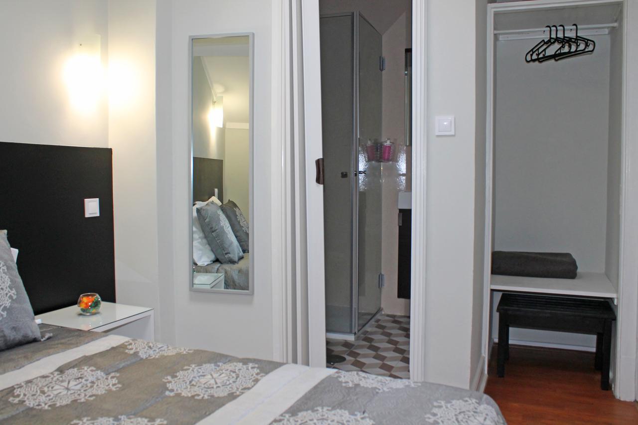 Lunar Guest House Порто Екстериор снимка