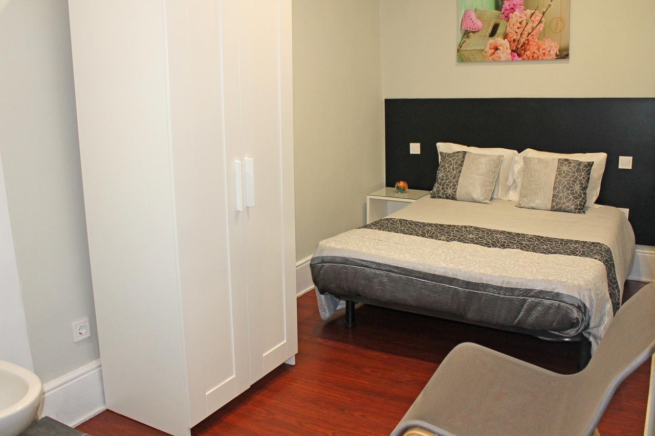 Lunar Guest House Порто Екстериор снимка